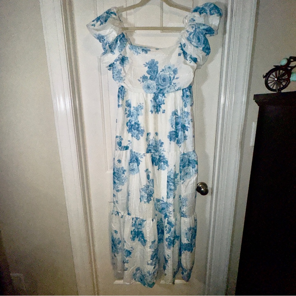 Boutique Floral Ruffle-Shoulder Maxi Dress in Blue and White. Wedding guest.